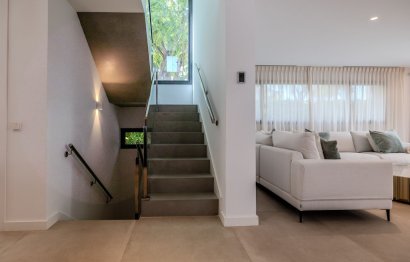 Resale - House - Detached Villa - Marbella - Puerto Banús