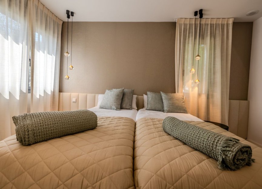 Resale - House - Detached Villa - Marbella - Puerto Banús