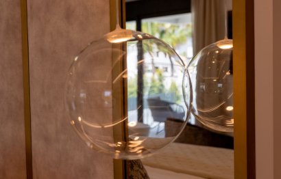 Resale - House - Detached Villa - Marbella - Puerto Banús