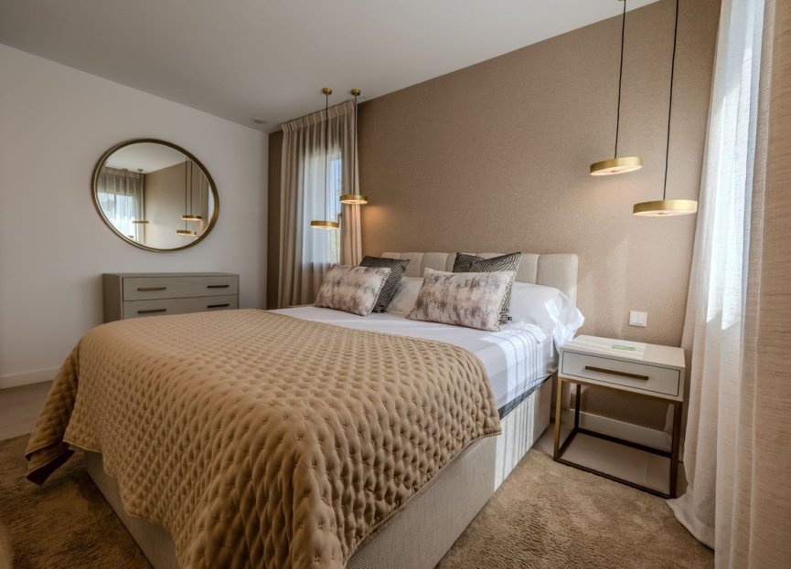 Resale - House - Detached Villa - Marbella - Puerto Banús