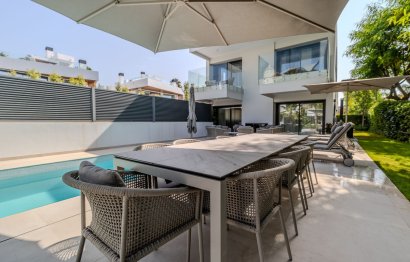 Resale - House - Detached Villa - Marbella - Puerto Banús