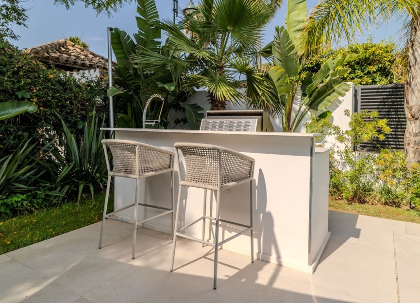 Resale - House - Detached Villa - Marbella - Puerto Banús