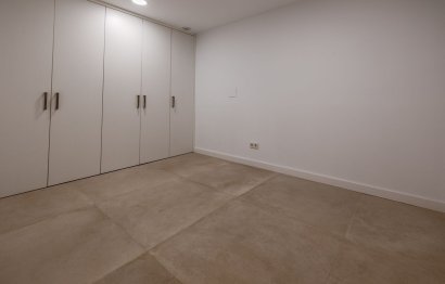 Resale - House - Detached Villa - Marbella - Puerto Banús