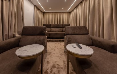 Resale - House - Detached Villa - Marbella - Puerto Banús