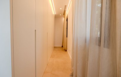 Resale - House - Detached Villa - Marbella - Puerto Banús