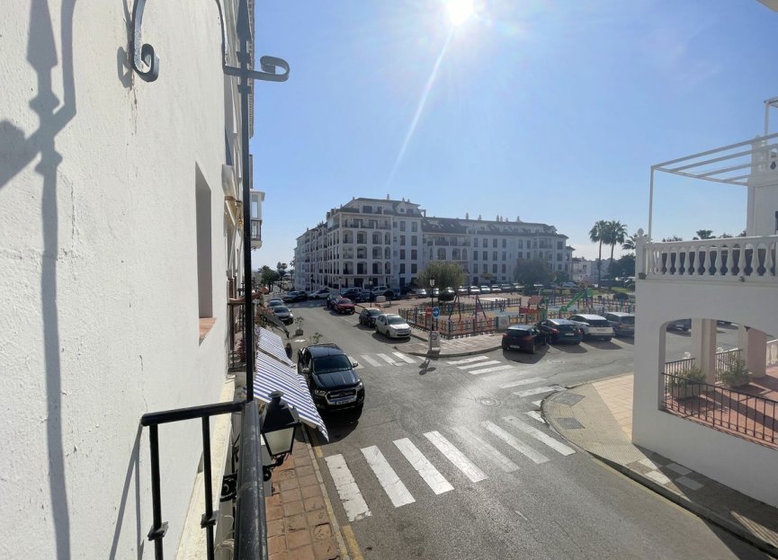 Resale - Apartment - Middle Floor Apartment - Manilva - La Duquesa