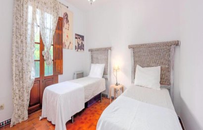 Resale - Apartment - Middle Floor Apartment - Manilva - La Duquesa