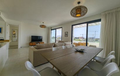Resale - Apartment - Penthouse - Estepona - Estepona Centro