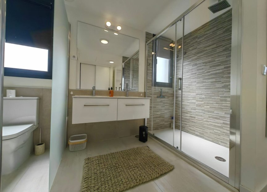 Resale - Apartment - Penthouse - Estepona - Estepona Centro