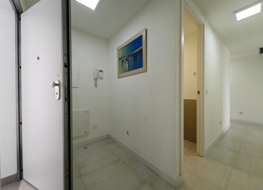 Resale - Apartment - Penthouse - Estepona - Estepona Centro