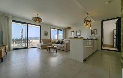 Resale - Apartment - Penthouse - Estepona - Estepona Centro