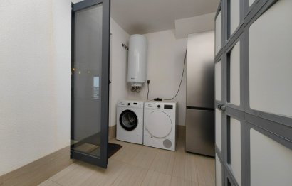 Resale - Apartment - Penthouse - Estepona - Estepona Centro