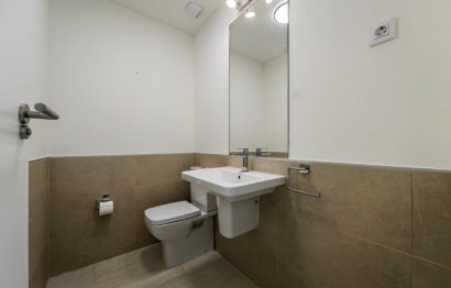 Resale - Apartment - Penthouse - Estepona - Estepona Centro