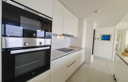 Resale - Apartment - Penthouse - Estepona - Estepona Centro