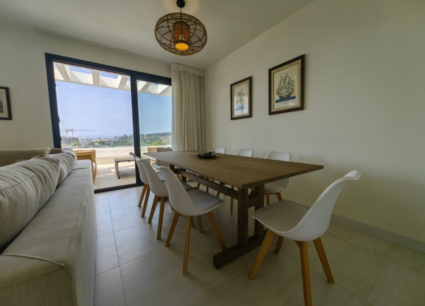 Resale - Apartment - Penthouse - Estepona - Estepona Centro