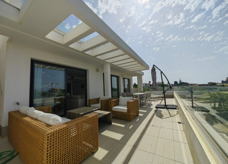 Resale - Apartment - Penthouse - Estepona - Estepona Centro