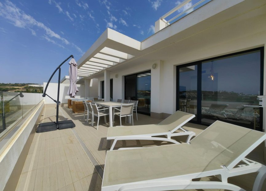Resale - Apartment - Penthouse - Estepona - Estepona Centro