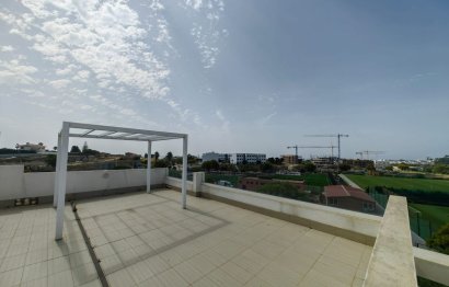 Resale - Apartment - Penthouse - Estepona - Estepona Centro