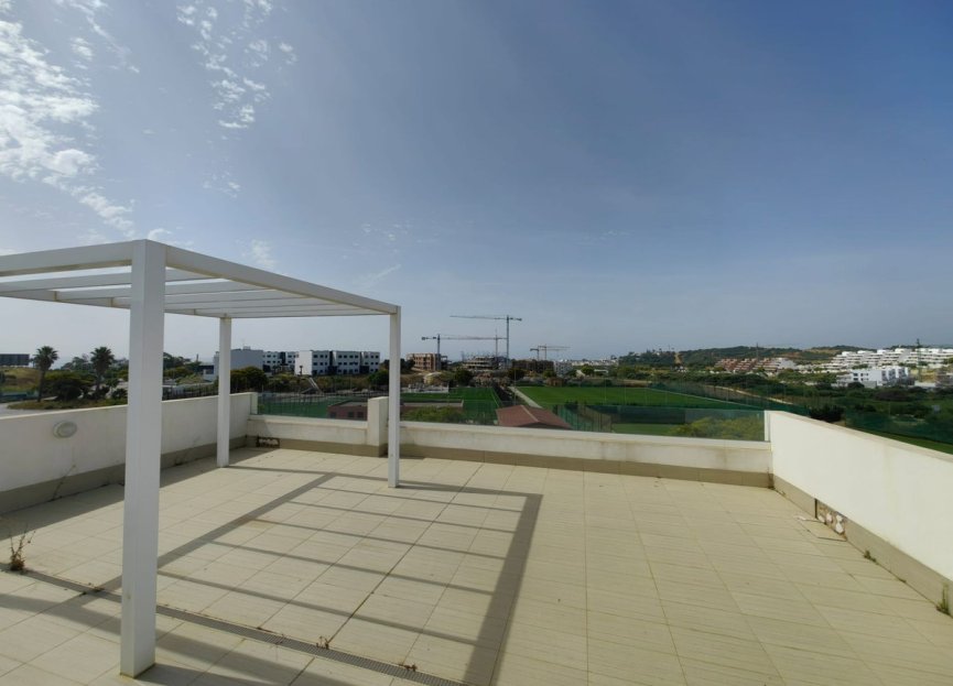 Resale - Apartment - Penthouse - Estepona - Estepona Centro