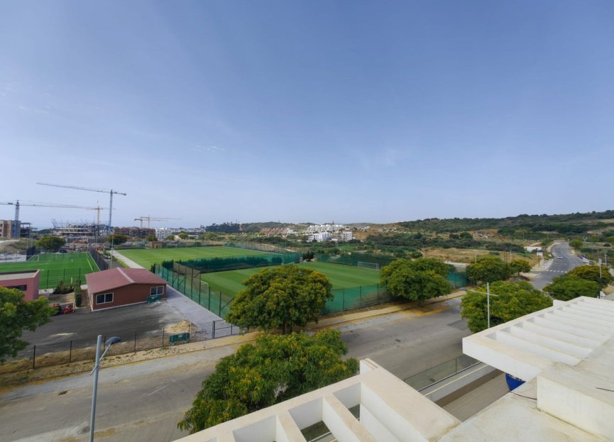 Resale - Apartment - Penthouse - Estepona - Estepona Centro