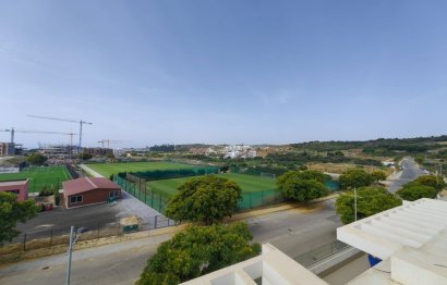 Resale - Apartment - Penthouse - Estepona - Estepona Centro