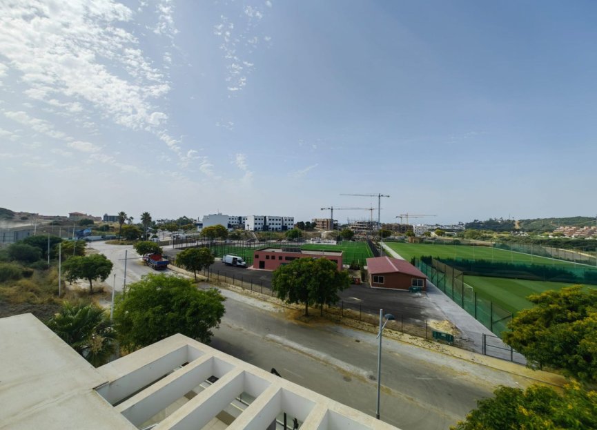 Resale - Apartment - Penthouse - Estepona - Estepona Centro