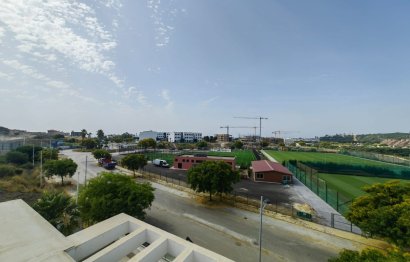 Resale - Apartment - Penthouse - Estepona - Estepona Centro