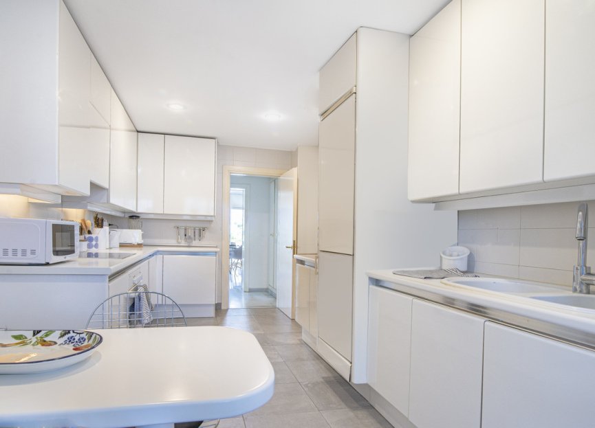 Resale - Apartment - Penthouse - Marbella - Puerto Banús