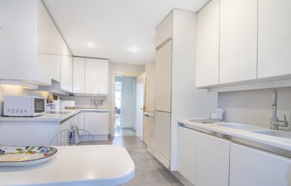 Resale - Apartment - Penthouse - Marbella - Puerto Banús