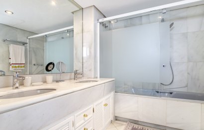 Resale - Apartment - Penthouse - Marbella - Puerto Banús