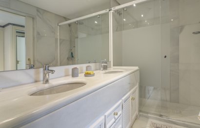 Resale - Apartment - Penthouse - Marbella - Puerto Banús