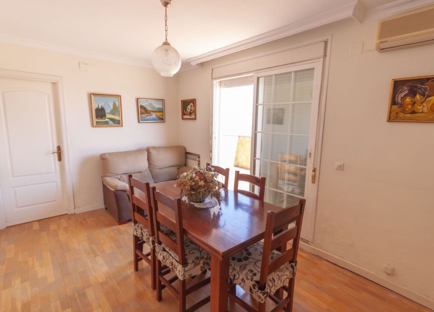 Resale - Apartment - Top Floor Apartment - Estepona - Estepona Centro