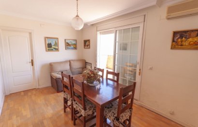 Resale - Apartment - Top Floor Apartment - Estepona - Estepona Centro