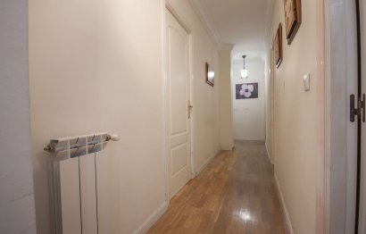 Resale - Apartment - Top Floor Apartment - Estepona - Estepona Centro