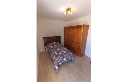 Resale - Apartment - Top Floor Apartment - Estepona - Estepona Centro