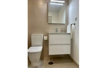 Resale - Ground floor apartment - Estepona - Estepona Centro