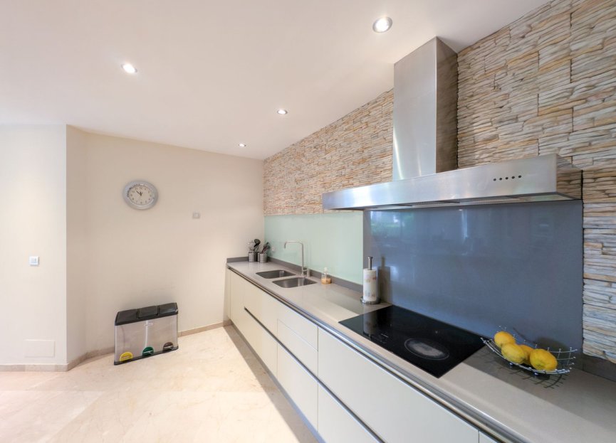 Resale - Ground floor apartment - Marbella - Marbella Centro