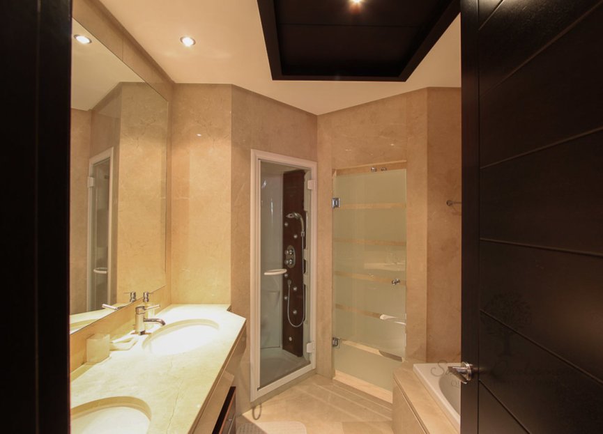 Resale - Ground floor apartment - Marbella - Puerto Banús