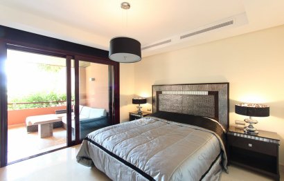 Resale - Ground floor apartment - Marbella - Puerto Banús