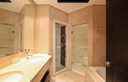 Resale - Ground floor apartment - Marbella - Puerto Banús