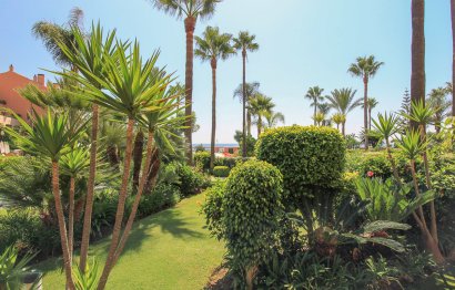 Resale - Ground floor apartment - Marbella - Puerto Banús