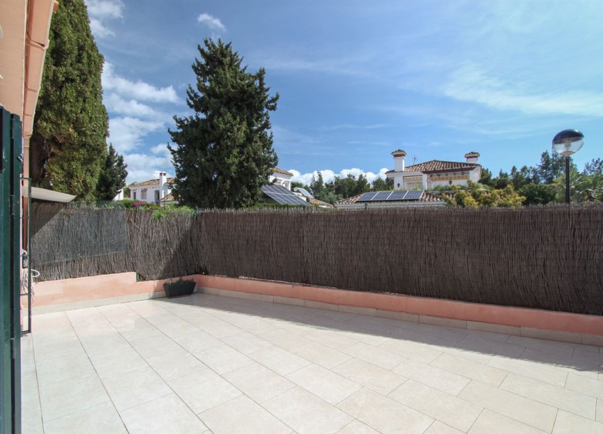 Resale - Ground floor apartment - Marbella - Guadalmina Alta