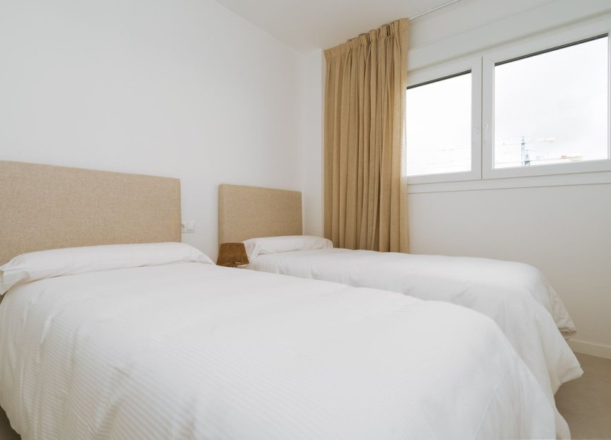 Reventa - Apartment - Middle Floor Apartment - Estepona - Estepona Centro