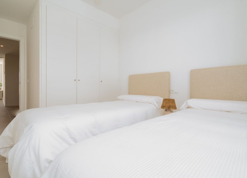 Reventa - Apartment - Middle Floor Apartment - Estepona - Estepona Centro