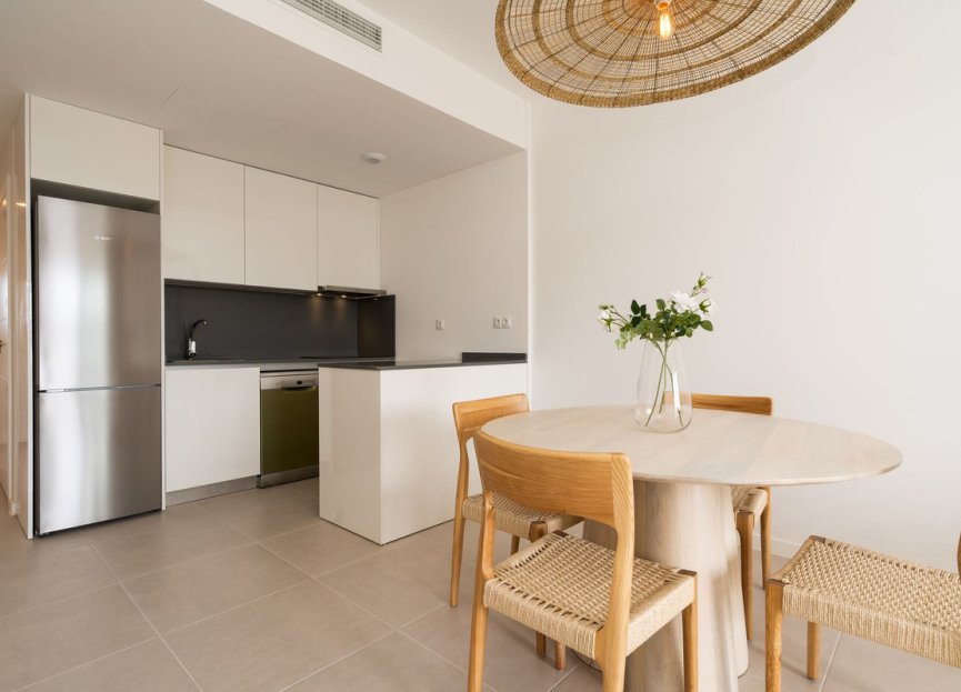 Reventa - Apartment - Middle Floor Apartment - Estepona - Estepona Centro