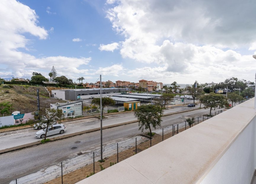 Reventa - Apartment - Middle Floor Apartment - Estepona - Estepona Centro