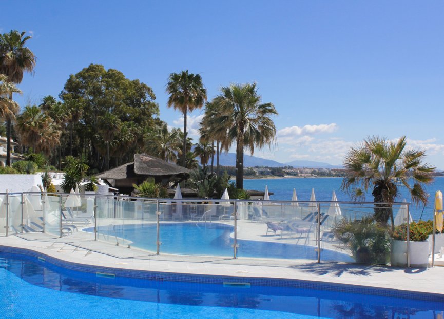 Resale - Apartment - Penthouse - Estepona - Estepona Centro