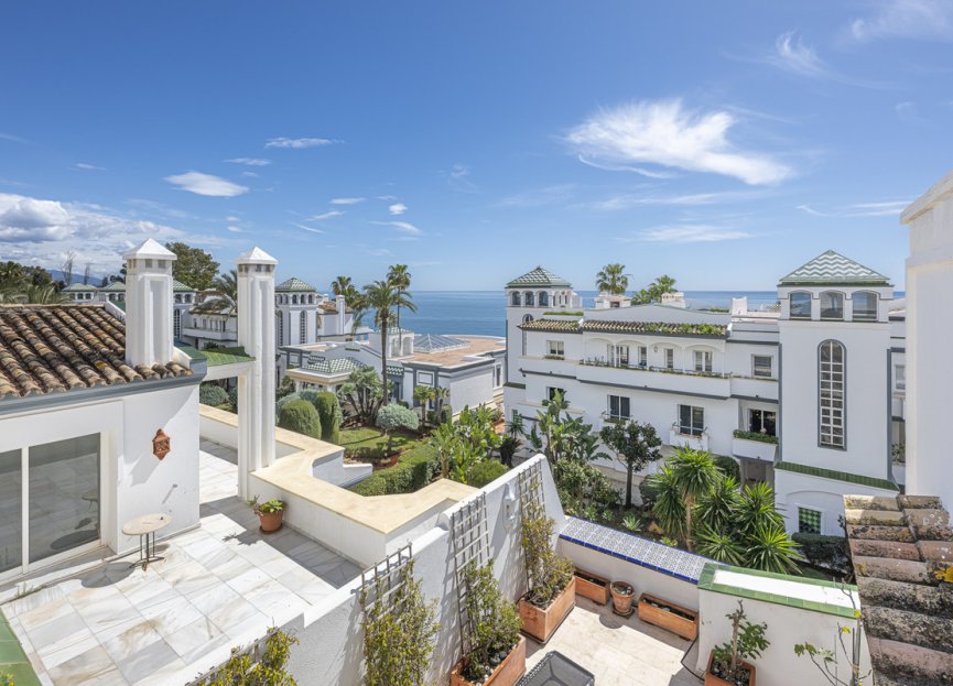 Resale - Apartment - Penthouse - Estepona - Estepona Centro