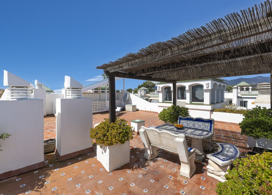 Resale - Apartment - Penthouse - Estepona - Estepona Centro