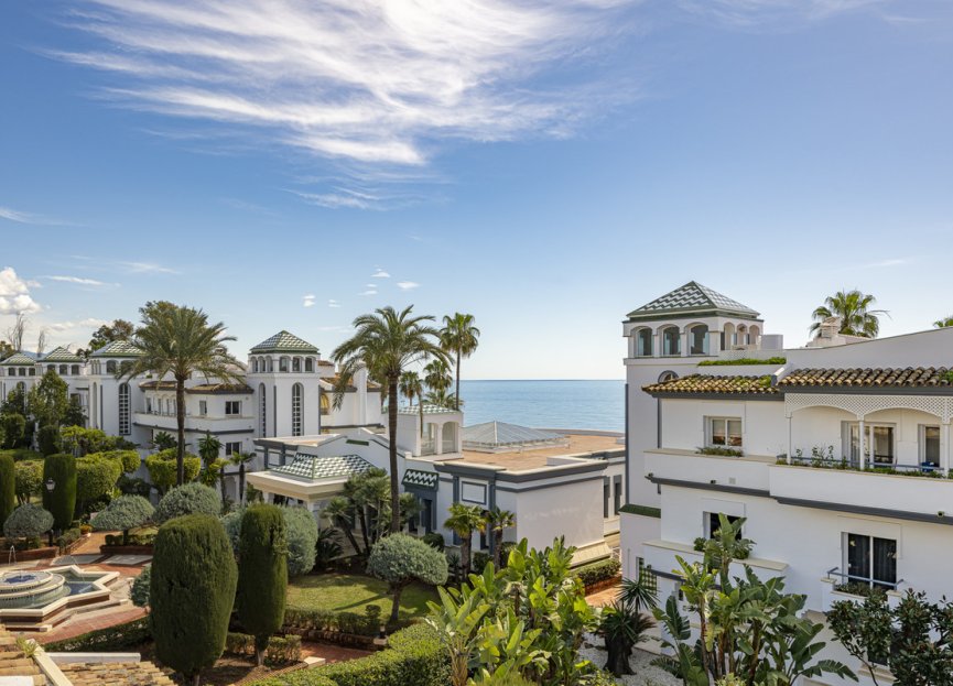 Resale - Apartment - Penthouse - Estepona - Estepona Centro